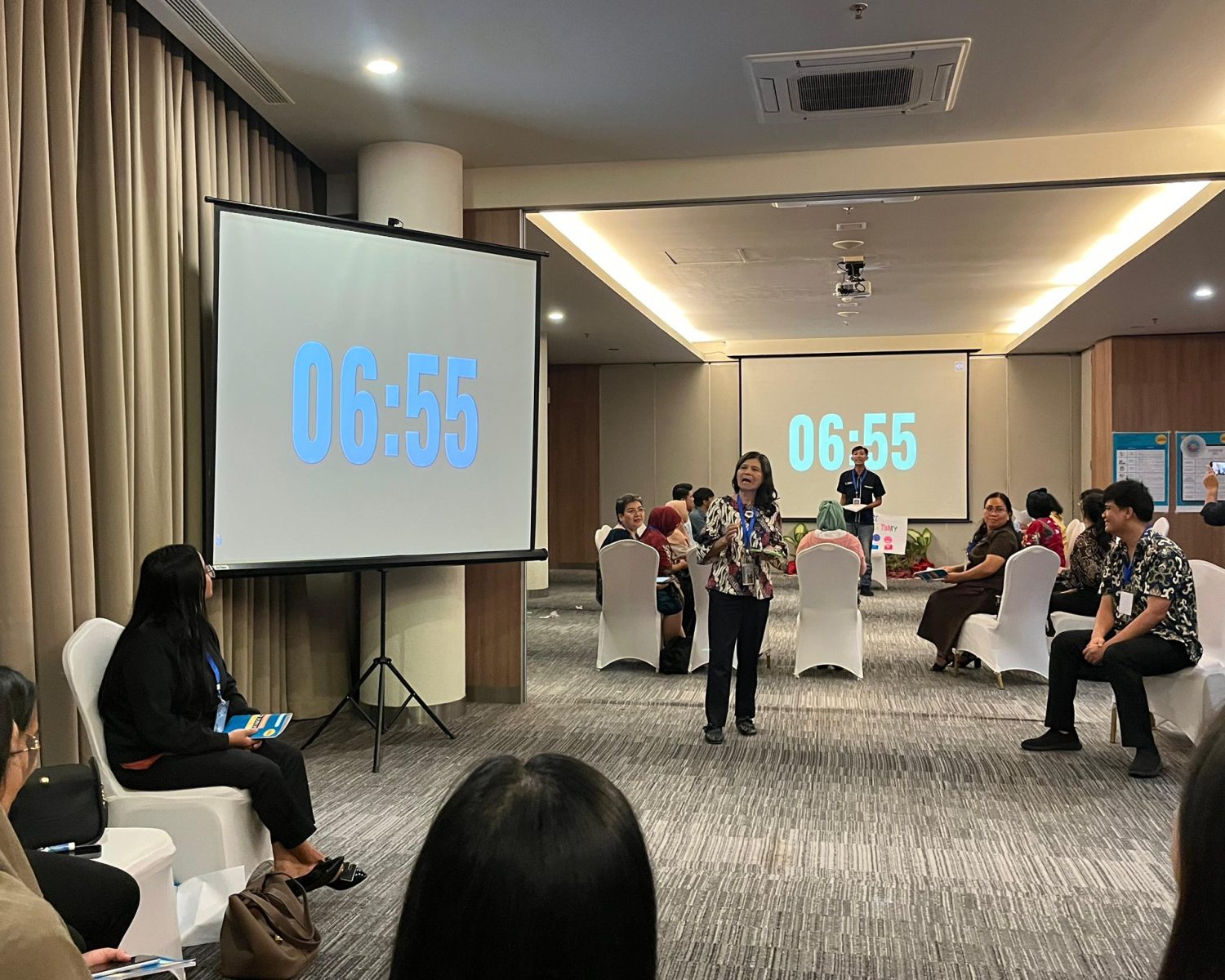 Tingkatkan Kompetensi BK, Guru SMA Prisma Pioneer Ikuti Pelatihan Fasilitator Daerah