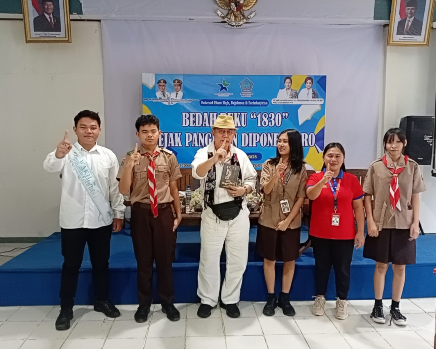 Belajar Sejarah Lewat Literasi: SMA Prisma Pioneer Ikuti Bedah Buku “1830: Jejak Pangeran Diponegoro”