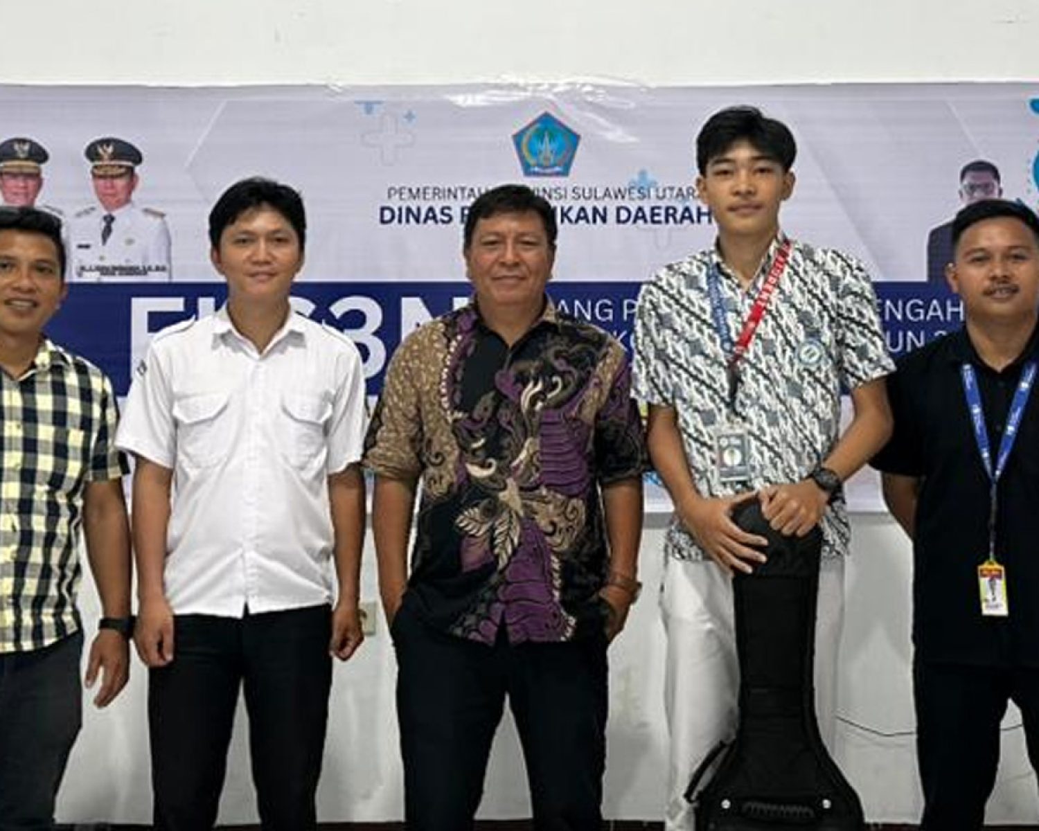 Petikan Dawai Membawa Prestasi: Travis Lumatauw Raih Peringkat 3 Solo Gitar FLS3N 2026 Tingkat Kota Manado