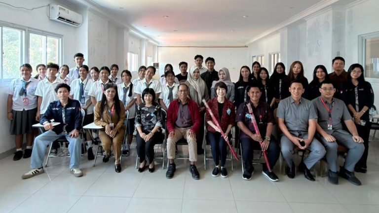 Tingkatkan Daya Saing Lulusan Kesehatan, Manado Prisma School Hadirkan Pakar Caregiver Langsung dari Jepang